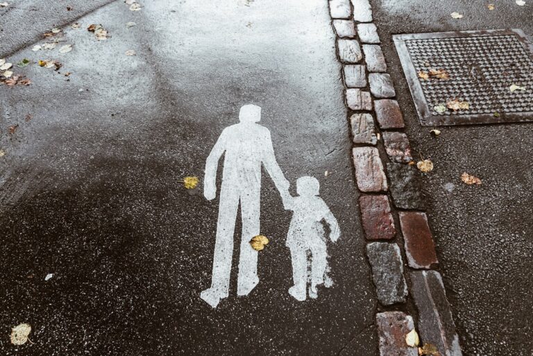 Photo Parent-child bonding