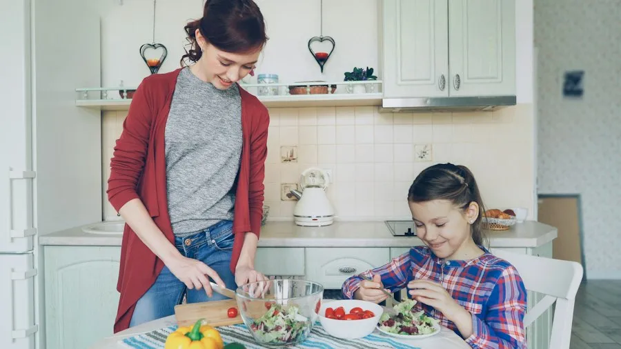 Photo common mistakes children's nutrition